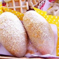 天然酵母のベジダブル焼きカレーパン