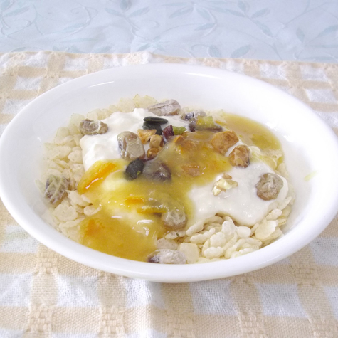 豆乳なのに ほぼ、豆腐のヨーグルト ナッツ&オレンジソース