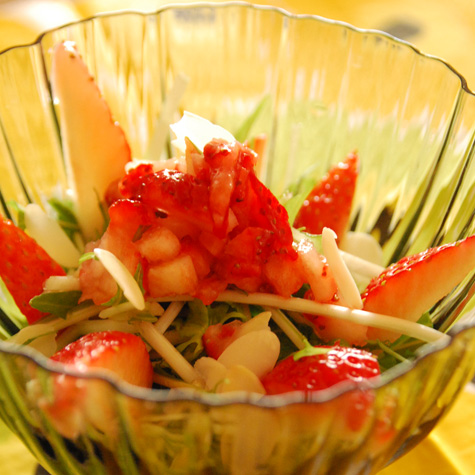 苺と水菜のサラダ