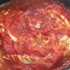 白菜と大豆ミートのトマト煮込み