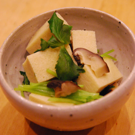 高野豆腐と三つ葉の煮物